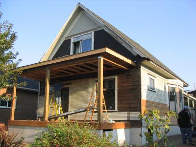 house_new_porch.JPG