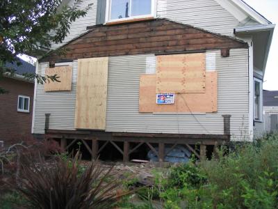 house_no_porch.JPG